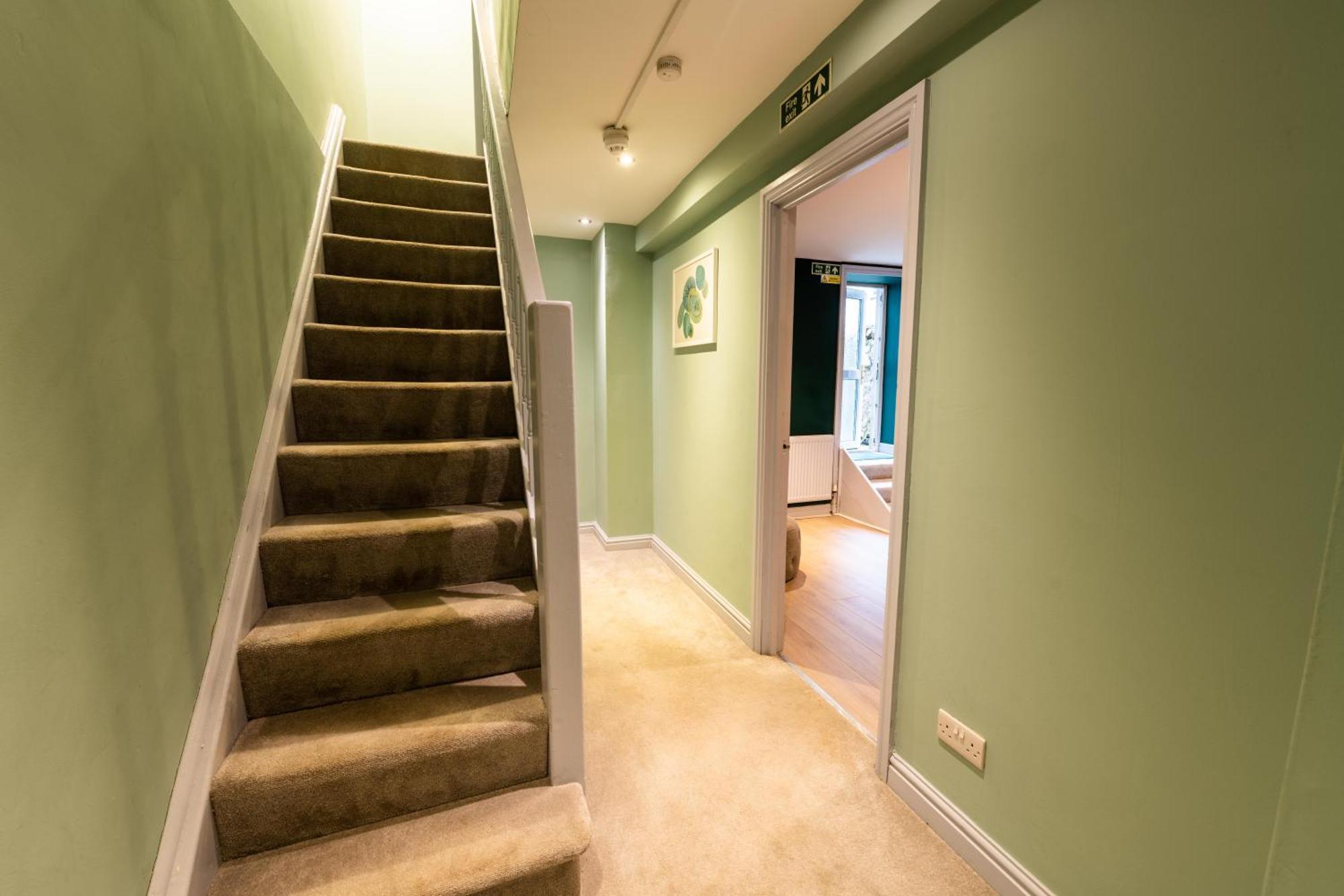 Aaron Wise - 17 Fitzhamon Apartments Cardiff Exterior foto